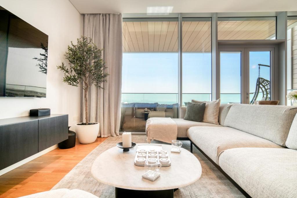 Posezení v ubytování Bluewaters Residences - Sea View, Bluewaters Island - Mint Stay