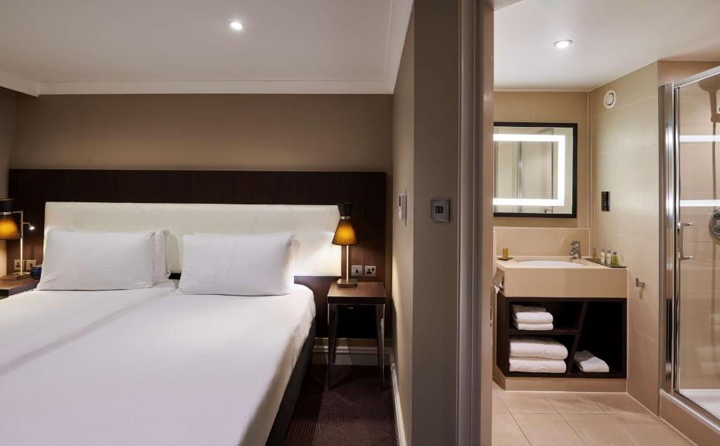 DoubleTree by Hilton London Ealing - Resim 27