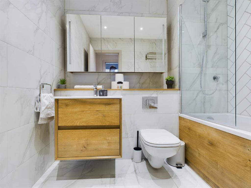 Koupelna v ubytování Luxury 2bedroom City Centre Leisure & Business Stay