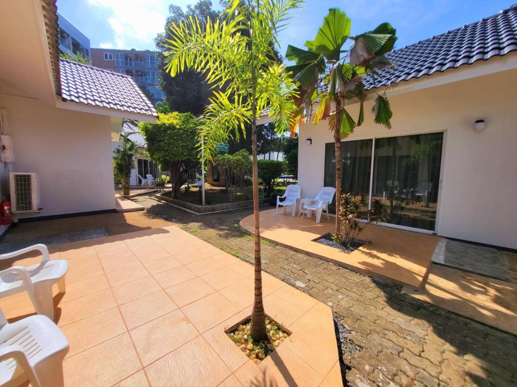Zahrada ubytování Blue Palm Kata Resort