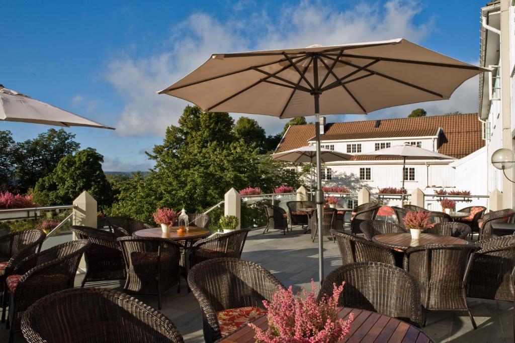 Restaurace v ubytování Øvre Sem Gård