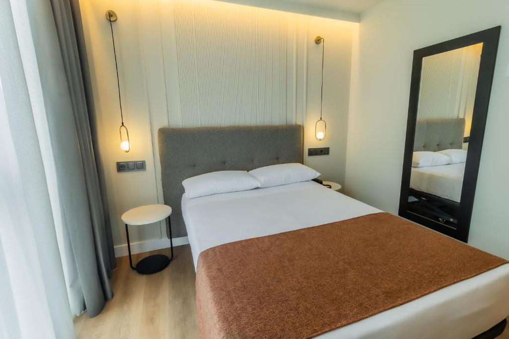 HOTEL CORONA DE PADRÓN - 10