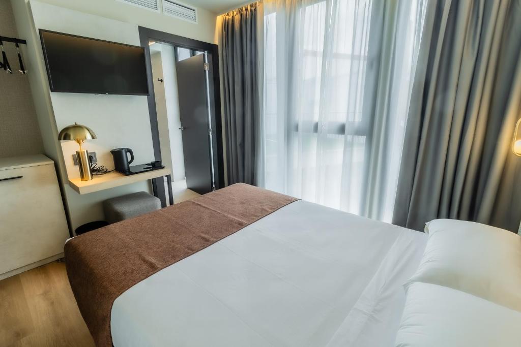 HOTEL CORONA DE PADRÓN - 9