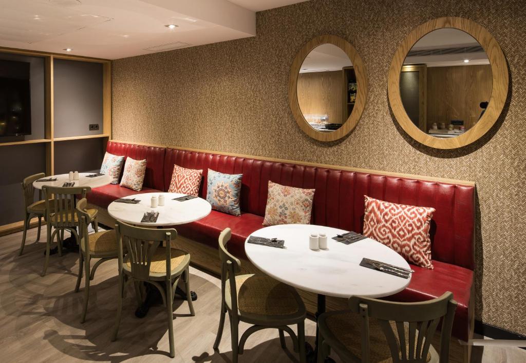 Catalonia Born - Resim 16