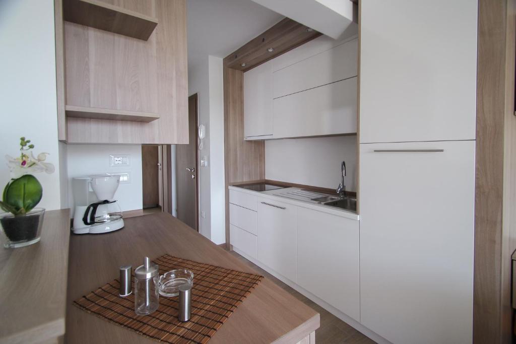 Apartments Villa Rivarella - Two-Bedroom Apartment With Terrace