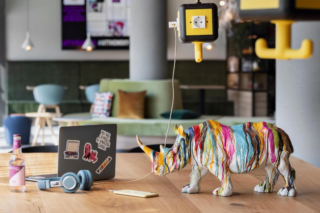 Moxy Vienna City East - Resim 32