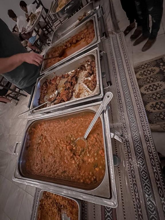 Makanan di atau berdekatan homestay