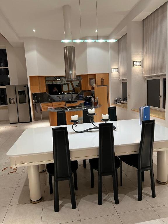 Kuchyň nebo kuchyňský kout v ubytování Luxus-Loft Atrium -X-
