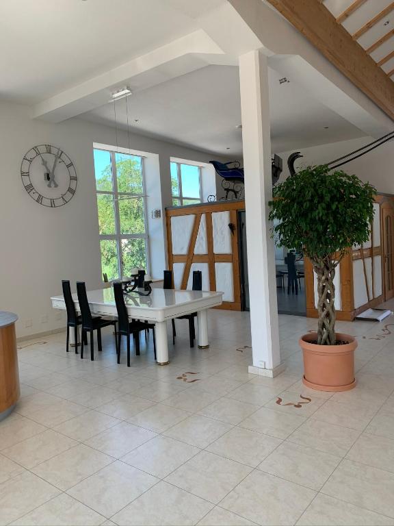 Posezení v ubytování Luxus-Loft Atrium -X-
