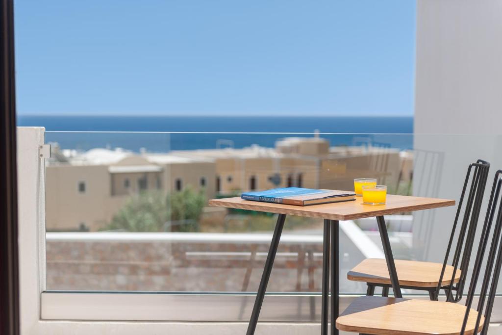 MAR n MAR CROWN HOTEL-SUITES - 7