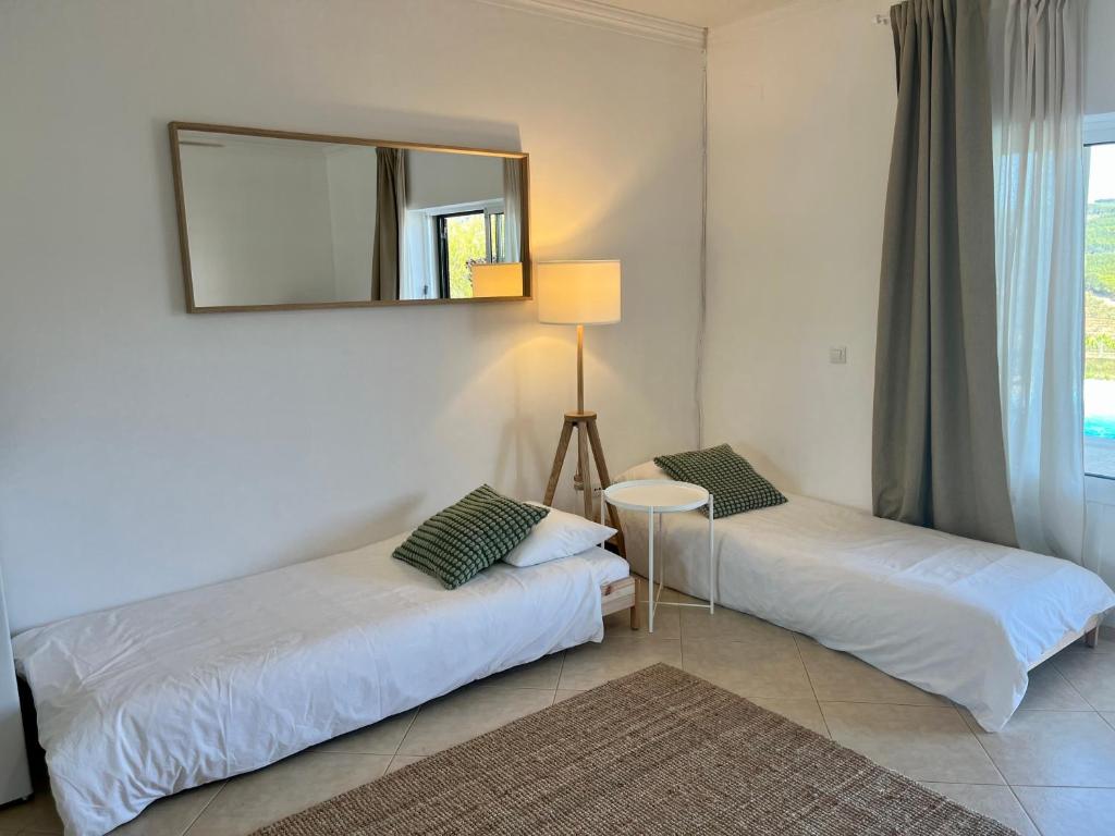 Postel nebo postele na pokoji v ubytování Providence Estate - Guest Suite