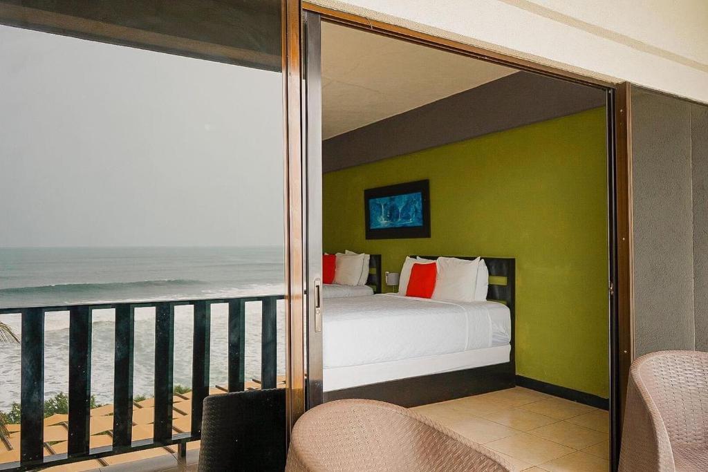 Papaya Surf Garden, Tamanique (updated prices 2024)