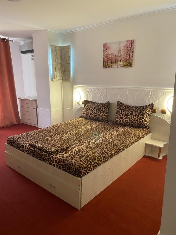 Karra Hotels - Standard Double Room