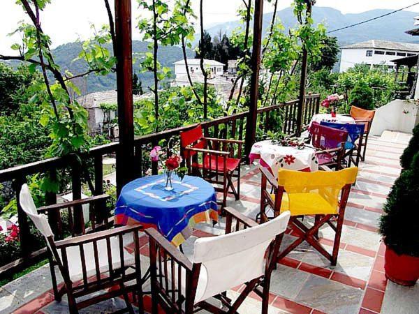 Balkón alebo terasa v ubytovaní Guesthouse Rousis