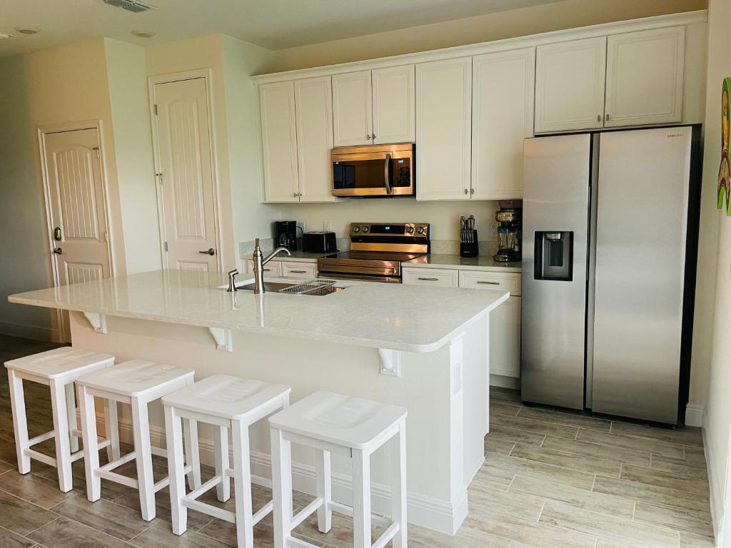 Capri Sunset at Margaritaville Resort!, Orlando (updated prices 2024)