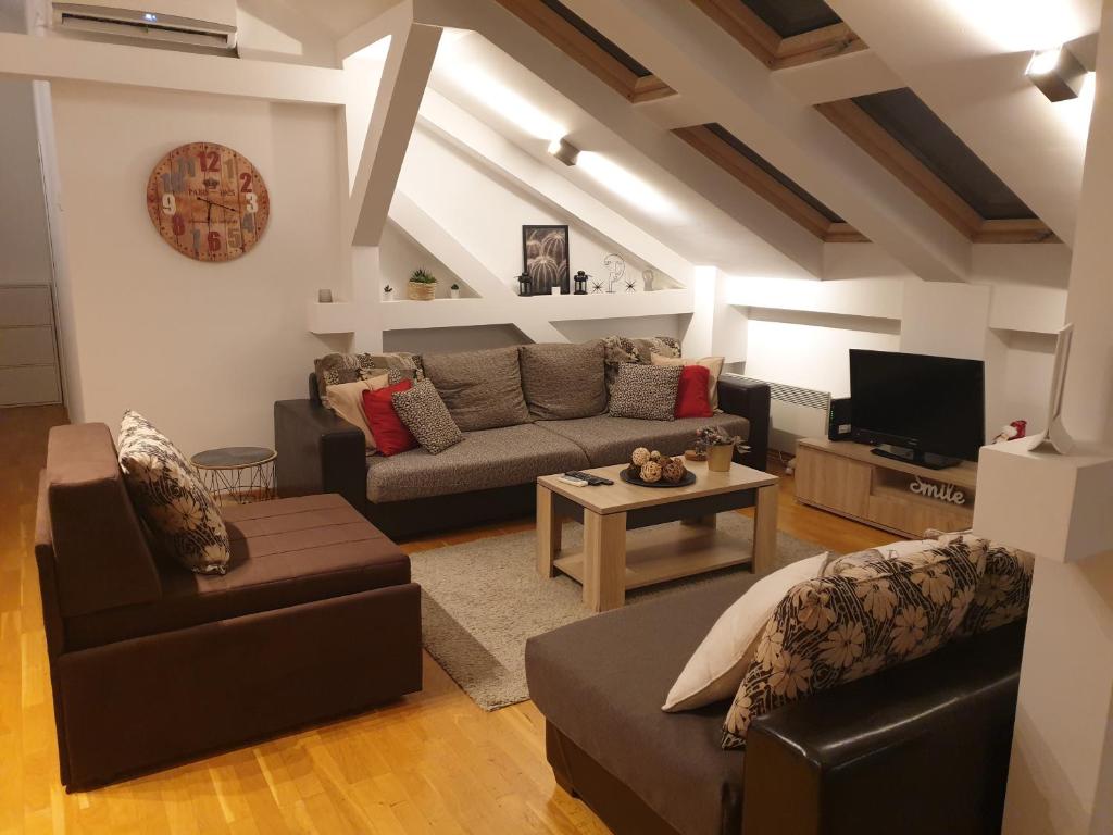 Sara Apartment