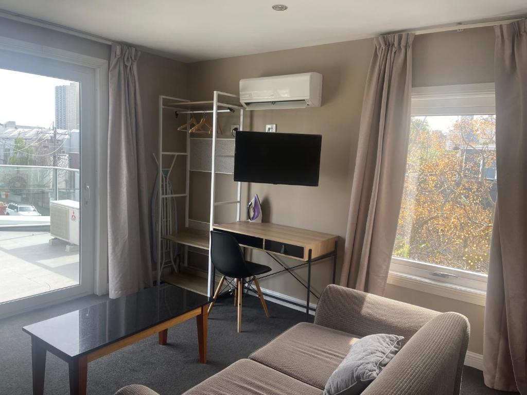 Lily Sands Inn - Resim 26