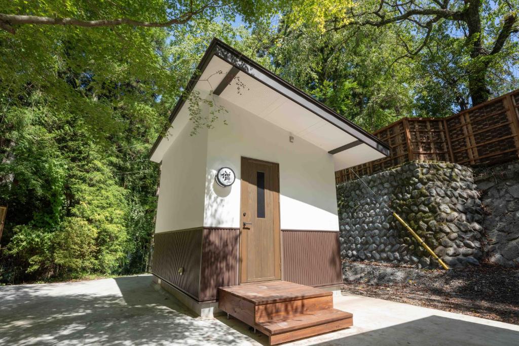 Budova, kde se ryokan nachází