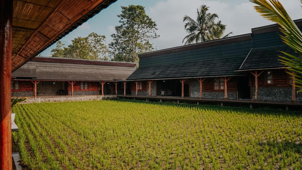 Villa Rancabango Hotel & Resort Garut - One-Bedroom Bungalow