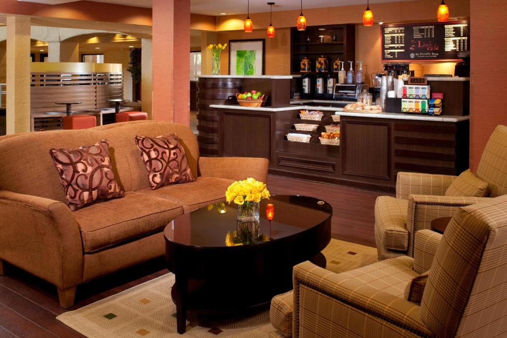 Posezení v ubytování Sheraton Tucson Hotel & Suites