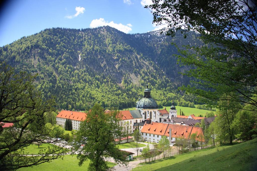 Gallery image of Hotel Klosterhotel Ludwig der Bayer in Ettal