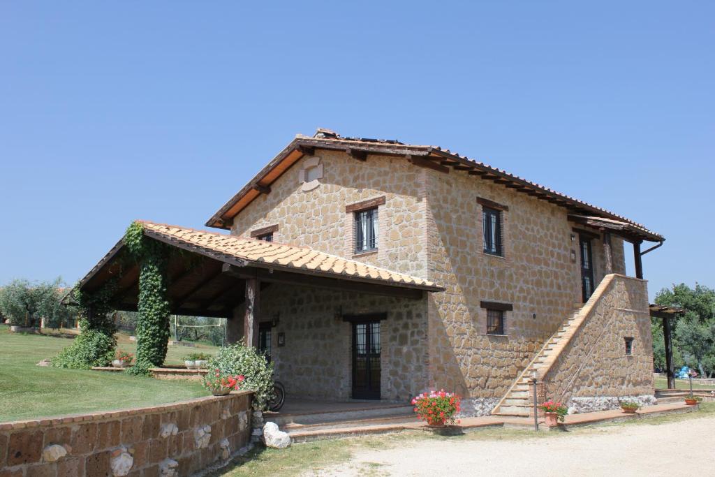 The building in which a vidéki vendégházakat is located