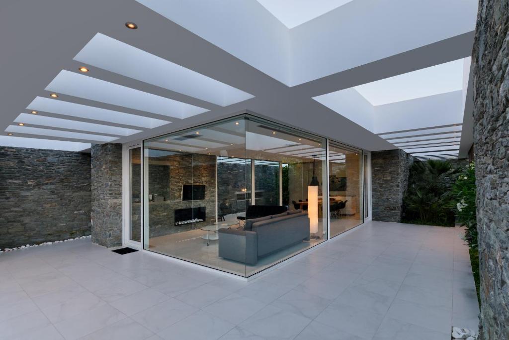 Bazén v ubytování A - Luxury Villas nebo v jeho okolí