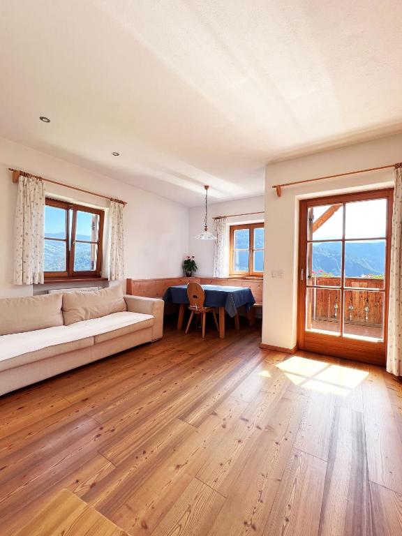 Postel nebo postele na pokoji v ubytování Gasserhof