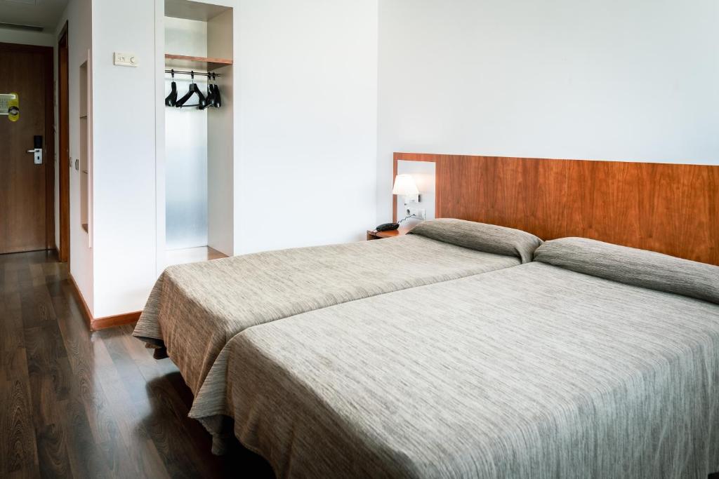 AS Porta de Barcelona, Castellbisbal – Updated 2023 Prices