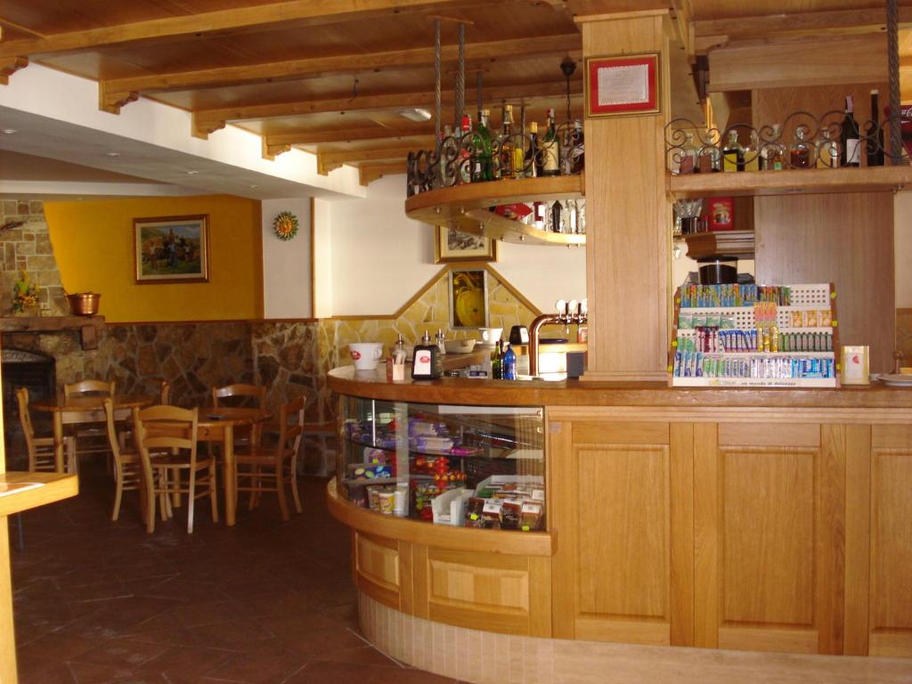 Lounge nebo bar v ubytování Hotel Vallefura