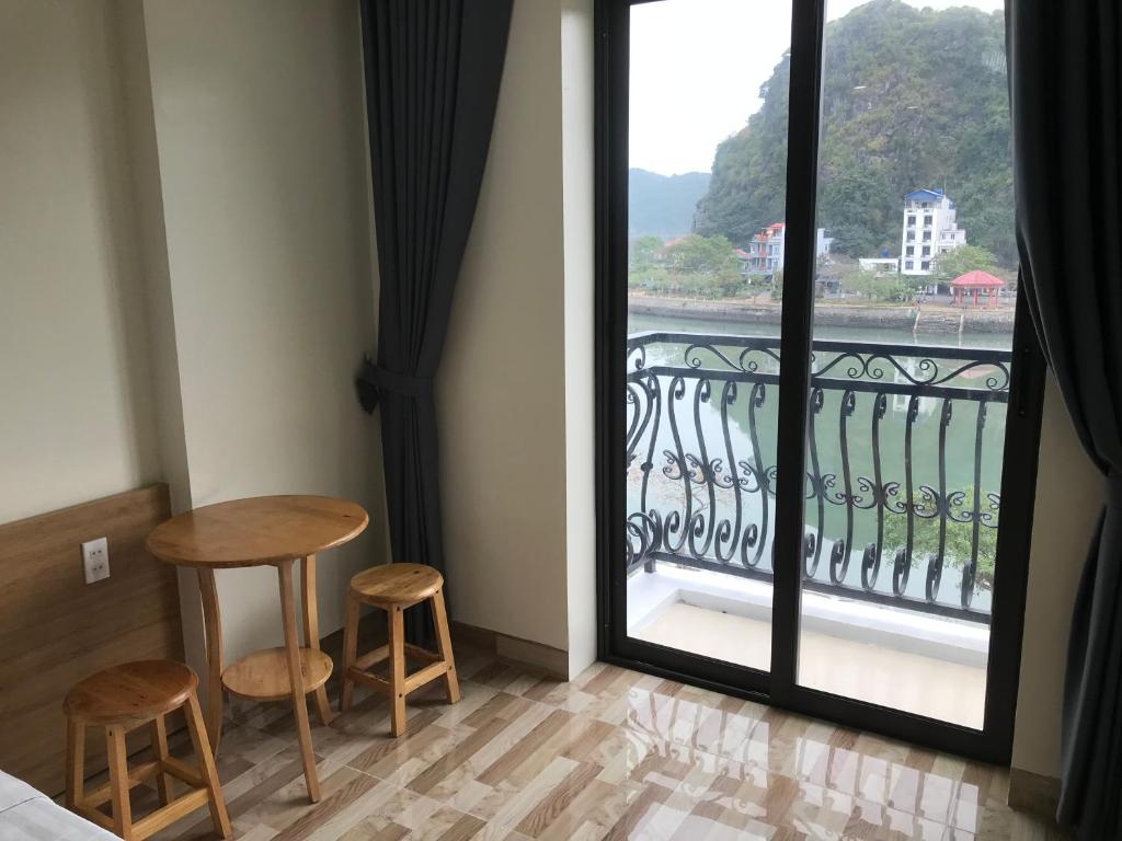 Sea Balcony Hotel - Deluxe Double Or Twin Room With Balcony