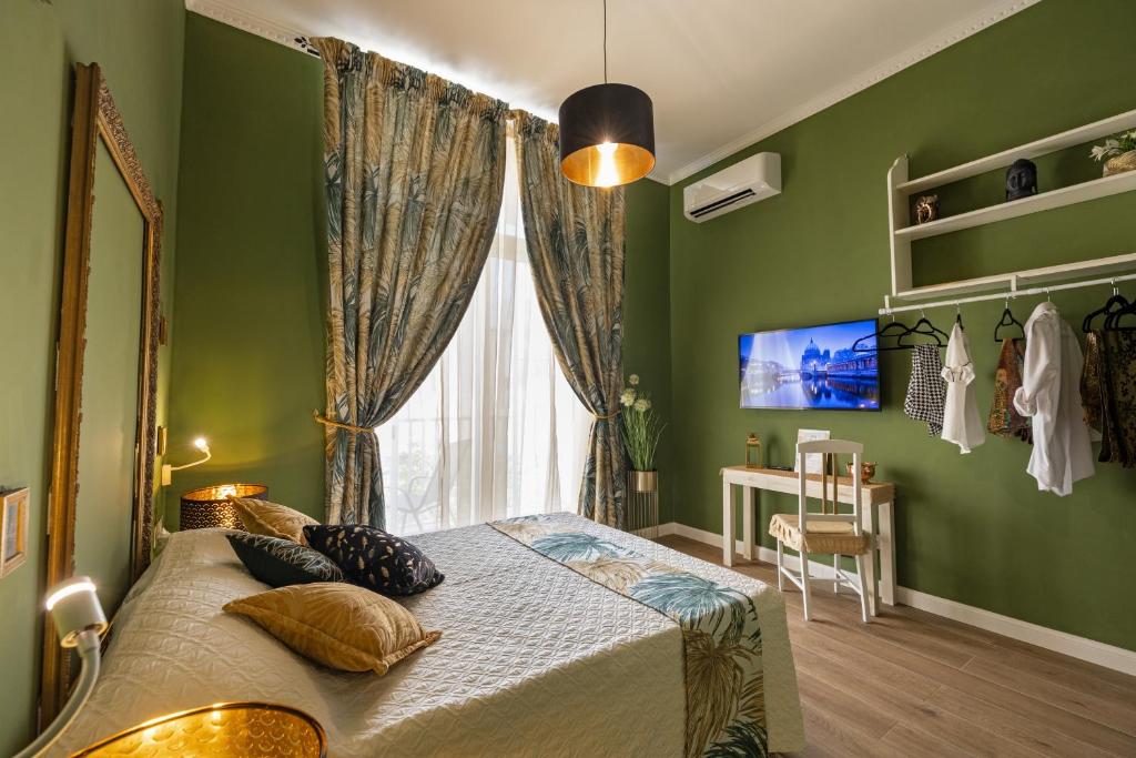 Postel nebo postele na pokoji v ubytování Encanto Townhouse Sliema