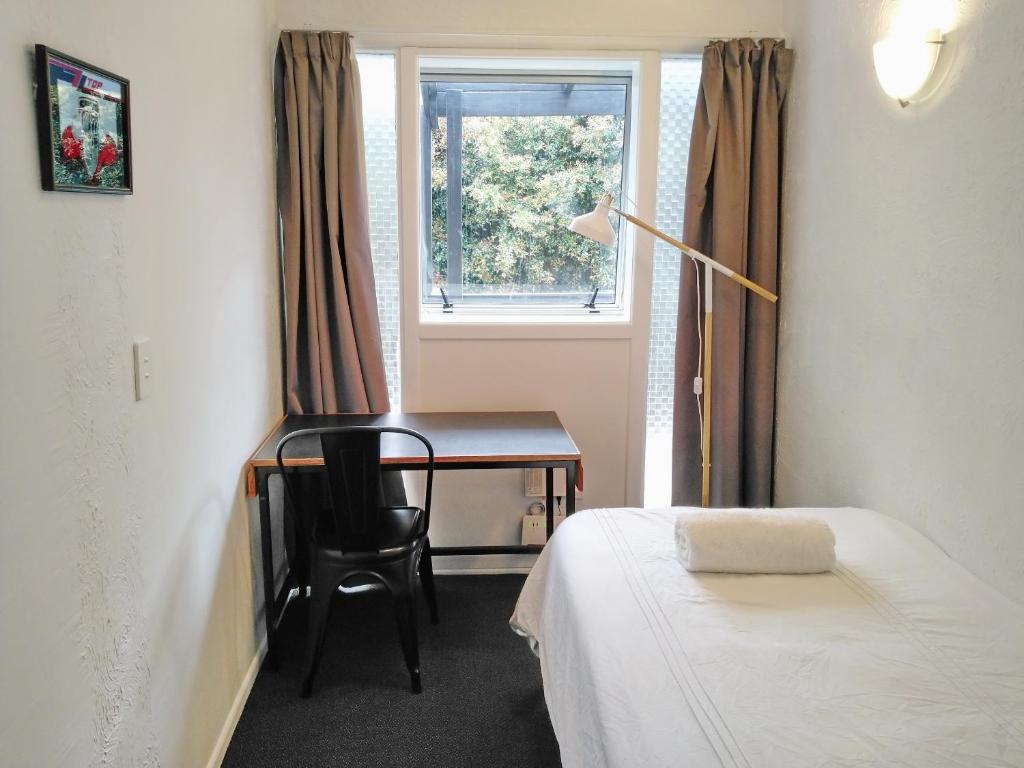 Large Family House - Resim 16