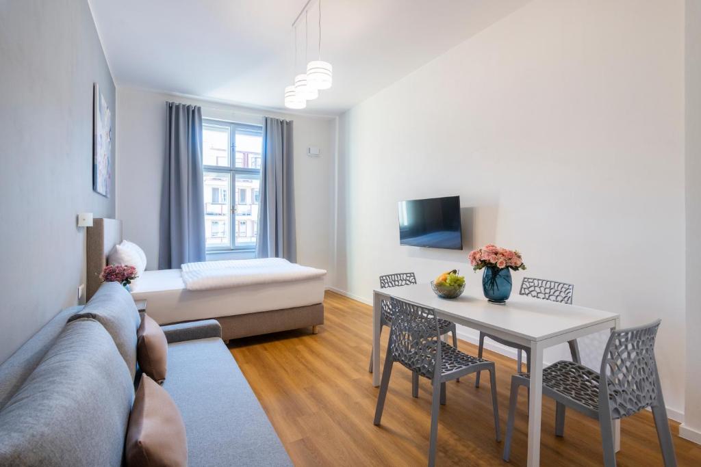 Hidden Art Boutique Residence by Dwellfort - 19