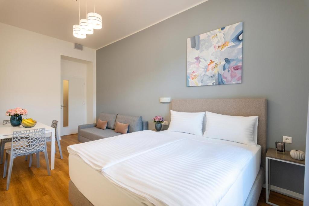 Hidden Art Boutique Residence by Dwellfort - 18