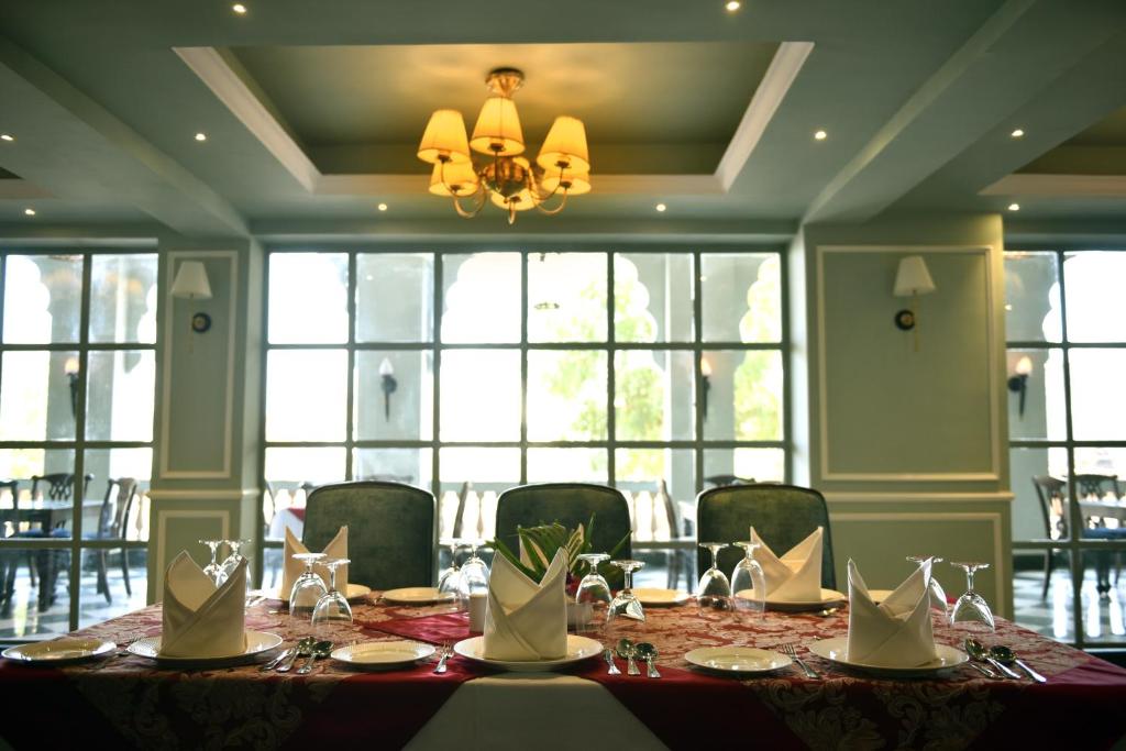 Nápoje v ubytování Hotel Chandra Raj Mahal