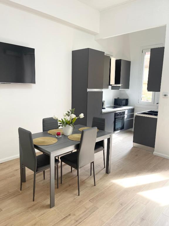 Ampio bilocale zona Navigli - 1