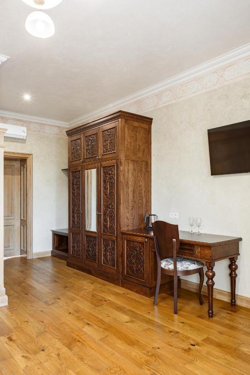TV a/nebo společenská místnost v ubytování GANZ HOTEL