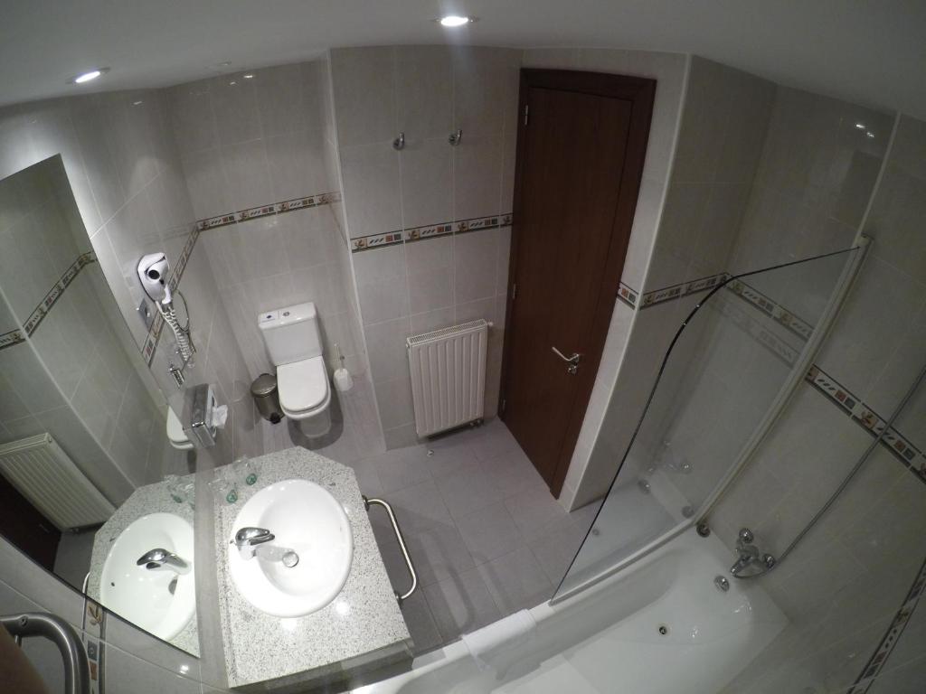 Koupelna v ubytování Apartamentos Turísticos Roc Del Castell