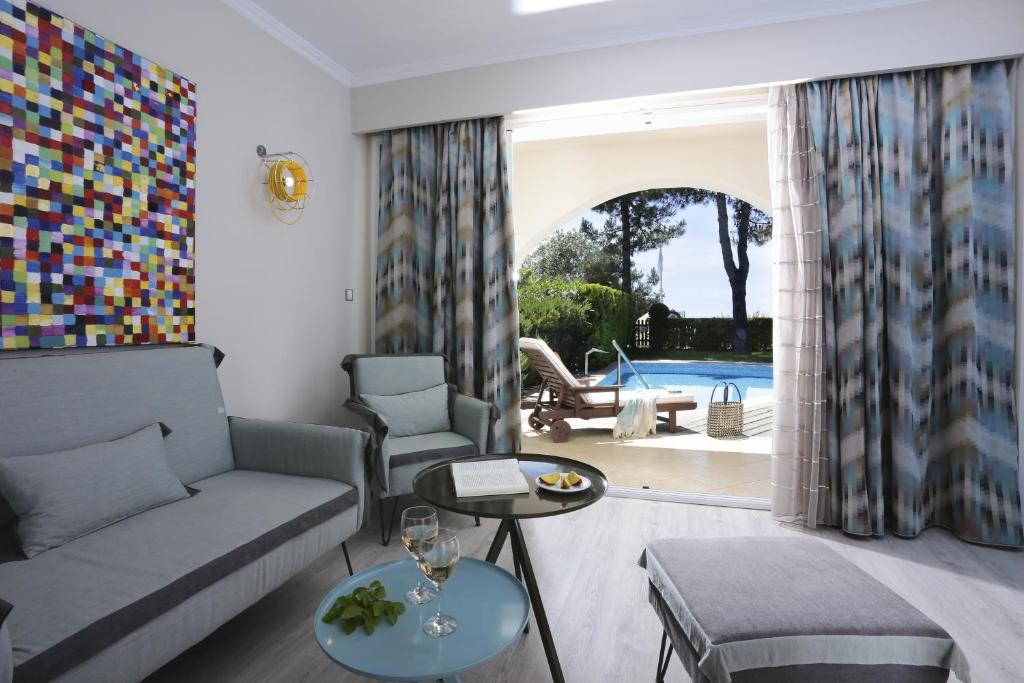 Alexandra Beach Spa Resort - 16