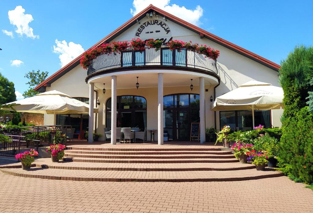 Restauracja Kargul noclegi - Housity