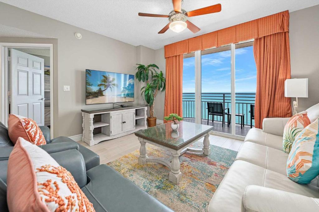 Oceanfront Luxury Accommodations in Beach Gardens: Ultimate Escape