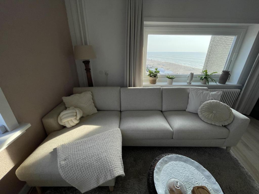 Posezení v ubytování Appartement aan het strand in Zandvoort aan Zee!