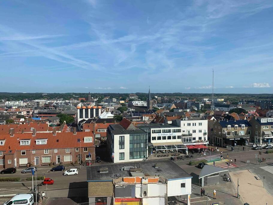Nespecifikovaný výhled na destinaci Zandvoort nebo výhled na město při pohledu z apartmánu