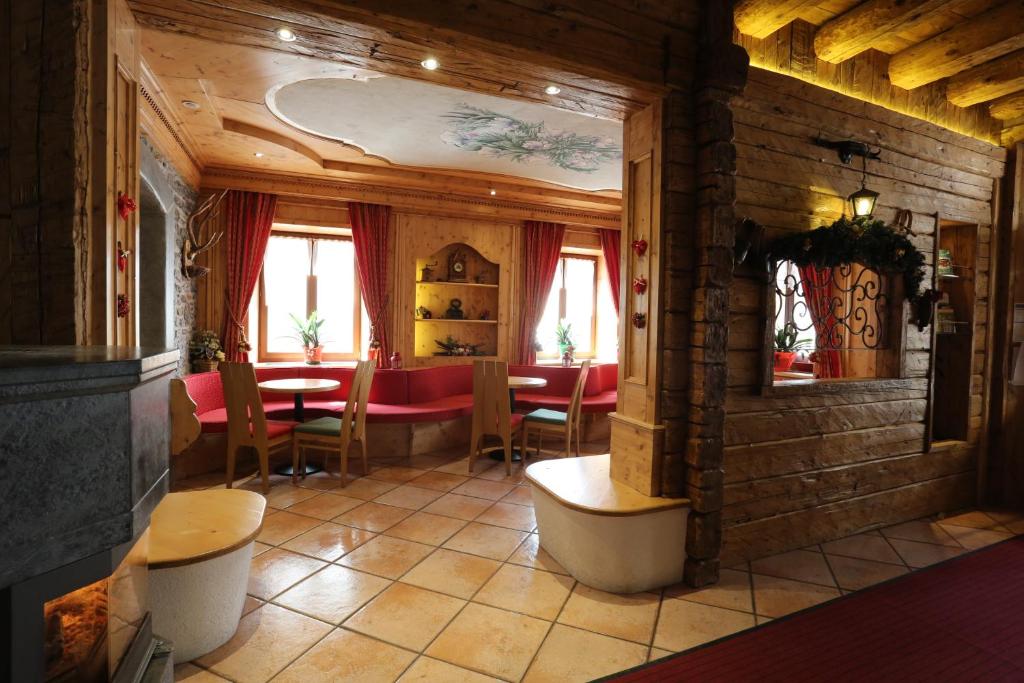 Posezení v ubytování Albergo Centrale