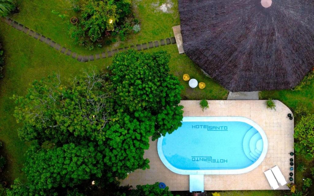 Bazén v ubytování Hotel Santo Vanuatu nebo v jeho okolí
