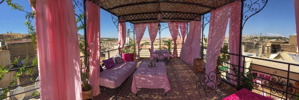 Balcon ou terrasse dans l'établissement Riad Sanaa Rose
