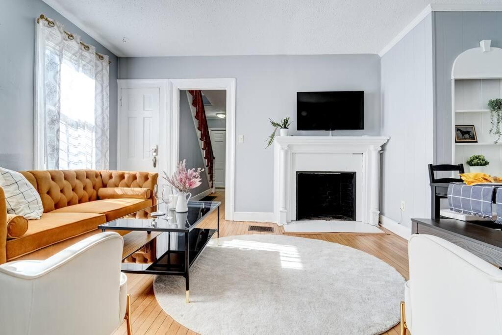 New Haven Heaven Foosball Near Yale, New Haven (updated prices 2024)