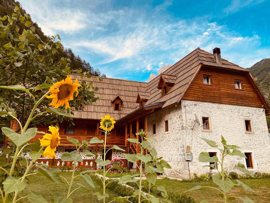 Guesthouse Prrockaj Theth - Imazhi 11