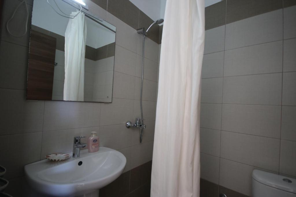 Mato Rooms - Image 3